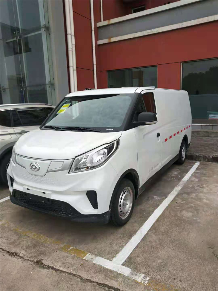 上海新能源电动货车租赁车型:大通EV30